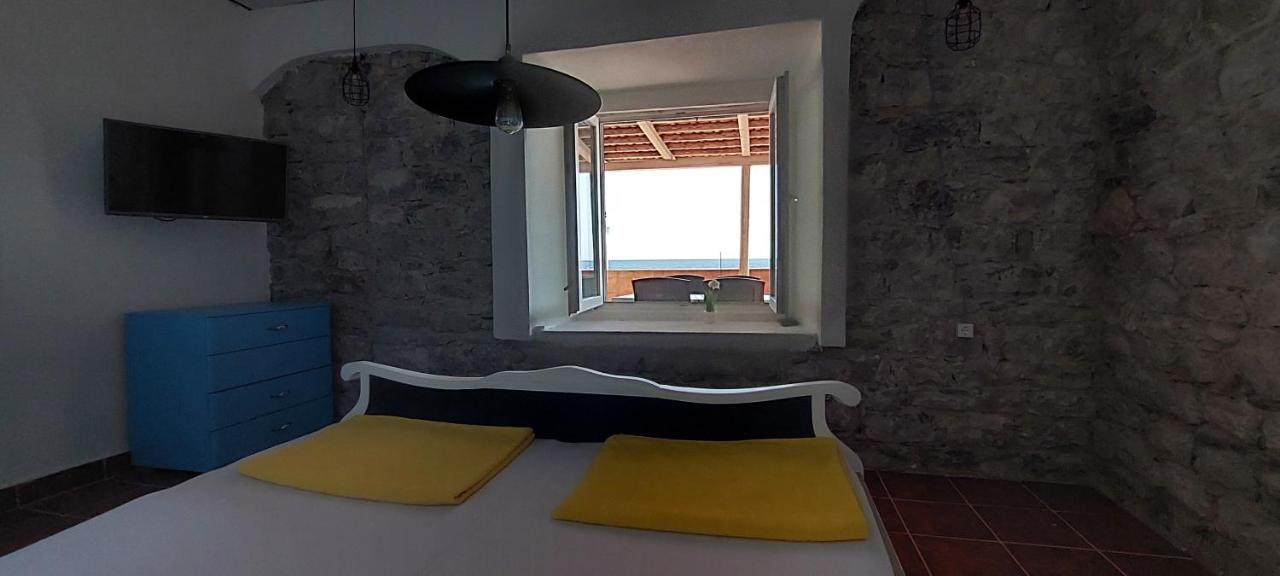 Beach House Buljarica Petrovac Eksteriør billede